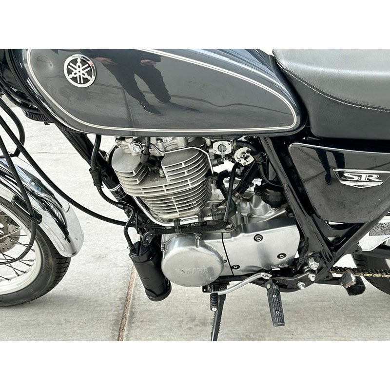 Used 2015 Yamaha SR400 Motorcycle - Image 11