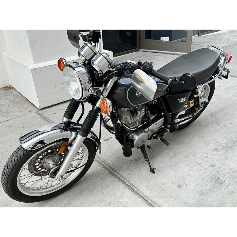 Used 2015 Yamaha SR400 Motorcycle - Image 12