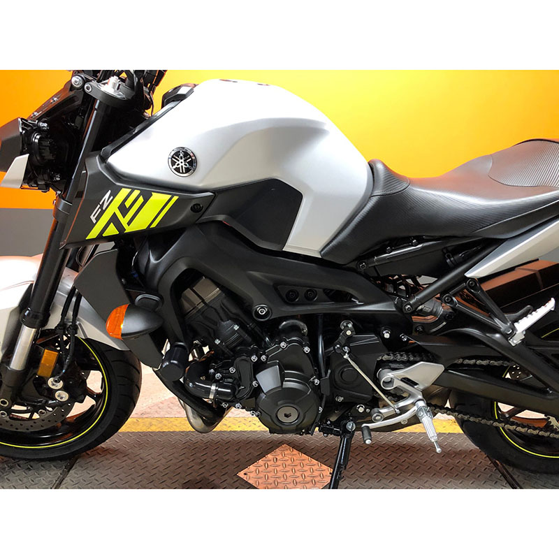 Used 2017 YAMAHA FZ-09 Motorcycle - Image 15
