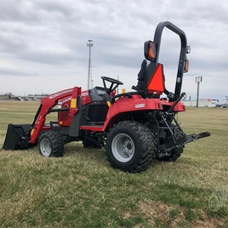 2022 Massey Ferguson GC1723E - Image 3